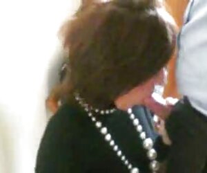 Bu küçük külot arap lezbiyen porno zar zor traş kedi joi kapak