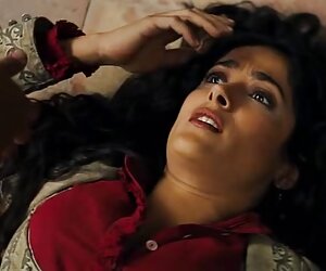 Olgun üçlü arabada sex video