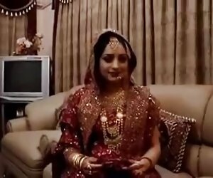 Yutmak arabada porno
